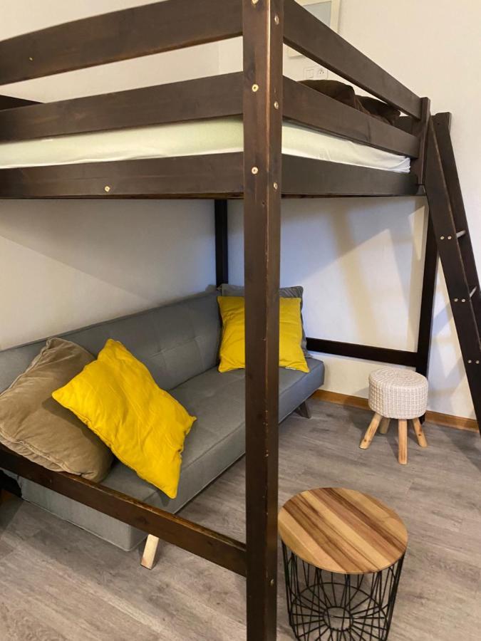 La Combe De Moulin Apartment *